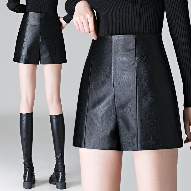 Women's Black PU Leather High-Waist A-line Shorts - 2026 Autumn Winter Collection: Petite, Slimming, Wide-Leg Bootcut Style