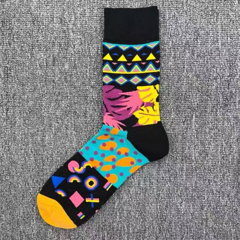 Happy Socks Men's Colorful Cartoon Astronaut Planet Floral Mid-Calf Socks, Large Size - Trendy Swedish Brand.