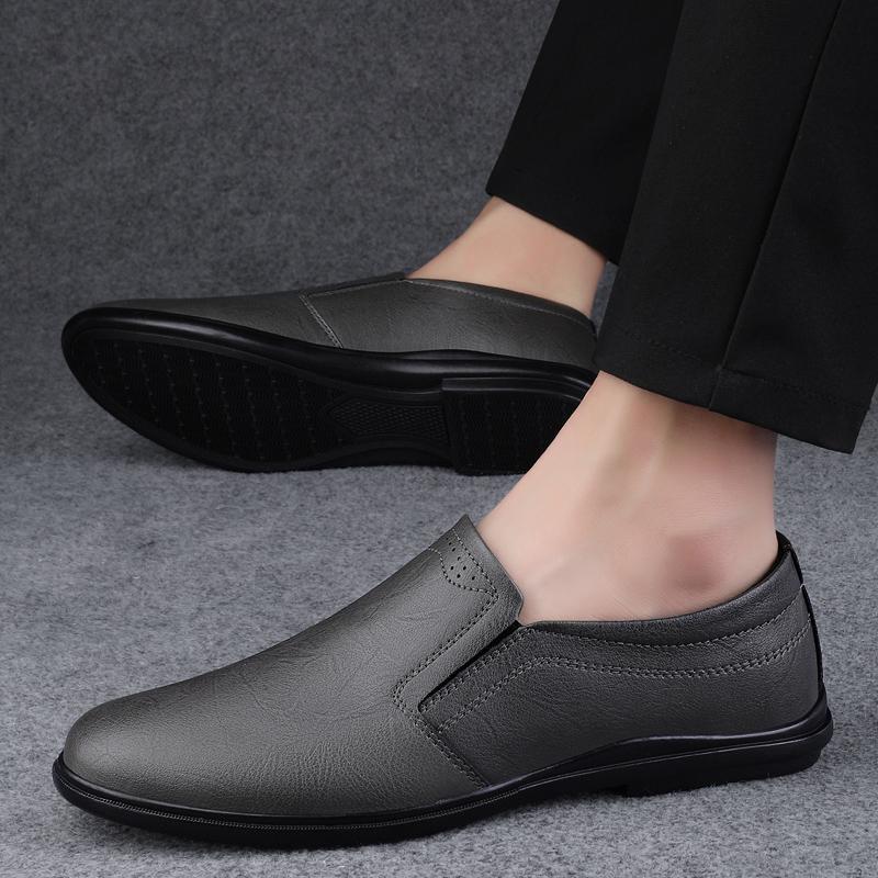 Fashion Fashion Brand Men's Hollowed Out Breathable Casual Anti Slip Driving Shoes Spring New Men's Comfortable Round Toe Casual Loafers