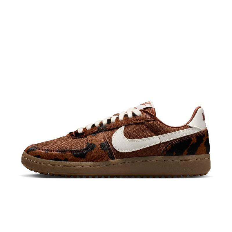 

Nike Women s Winter Retro Football Low-Top Sneakers - NIKE FIELD GENERAL IM5768 35.5
