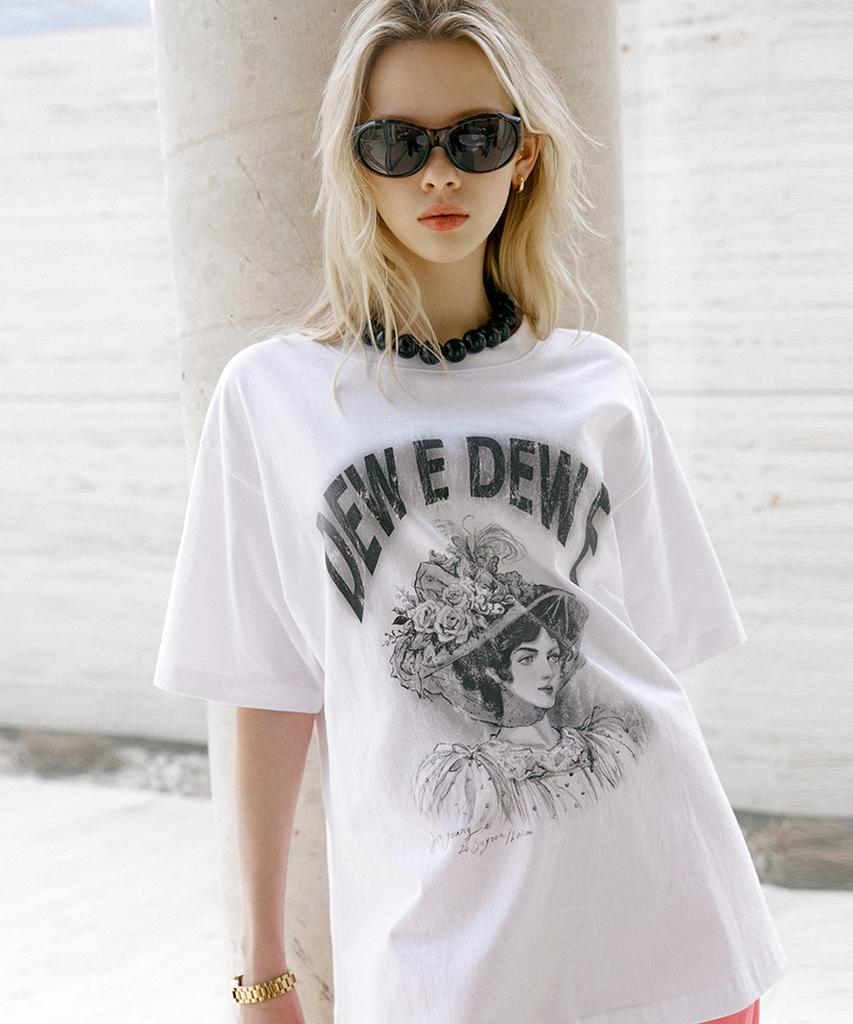 Dyuidyui Lady Graphic Top (2 Colors)