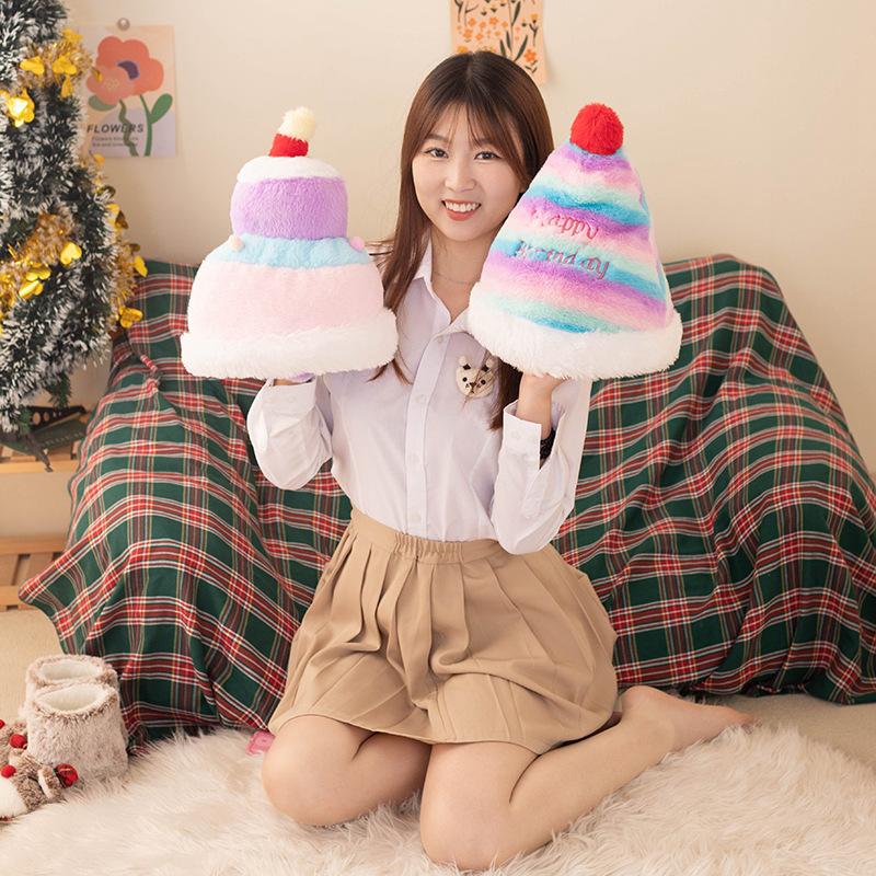 Kreativ bursdagshatt Vendbar plysjleke Bursdagsfest Kakehatt Jenter Klutedukke Bursdagsgave