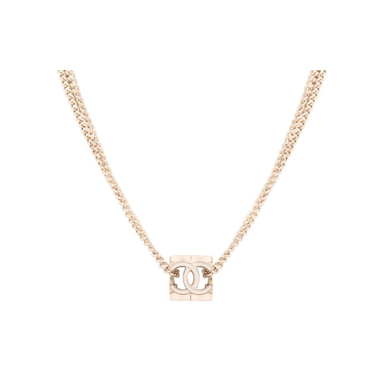 CHANEL Exquisite Three-dimensional Adjustable Alloy Necklace Women's Gold
