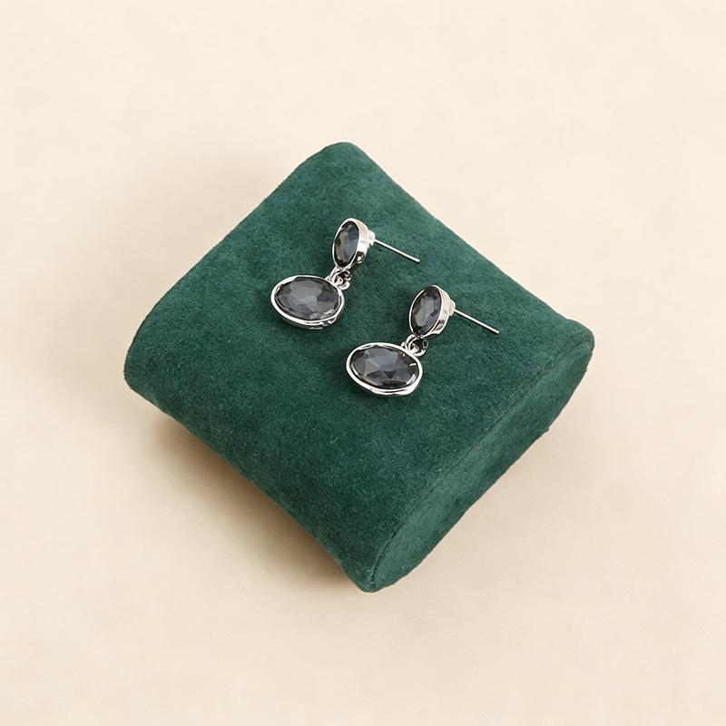 2026 Fashion Gray Crystal Charm Earrings for Women Y2K Creative Geometric Earrings Female Daily Party Jewelry Gifts Daily Wear