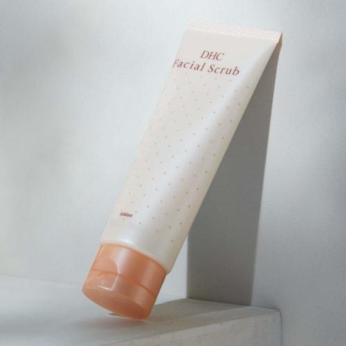 DHC medicated facial scrub