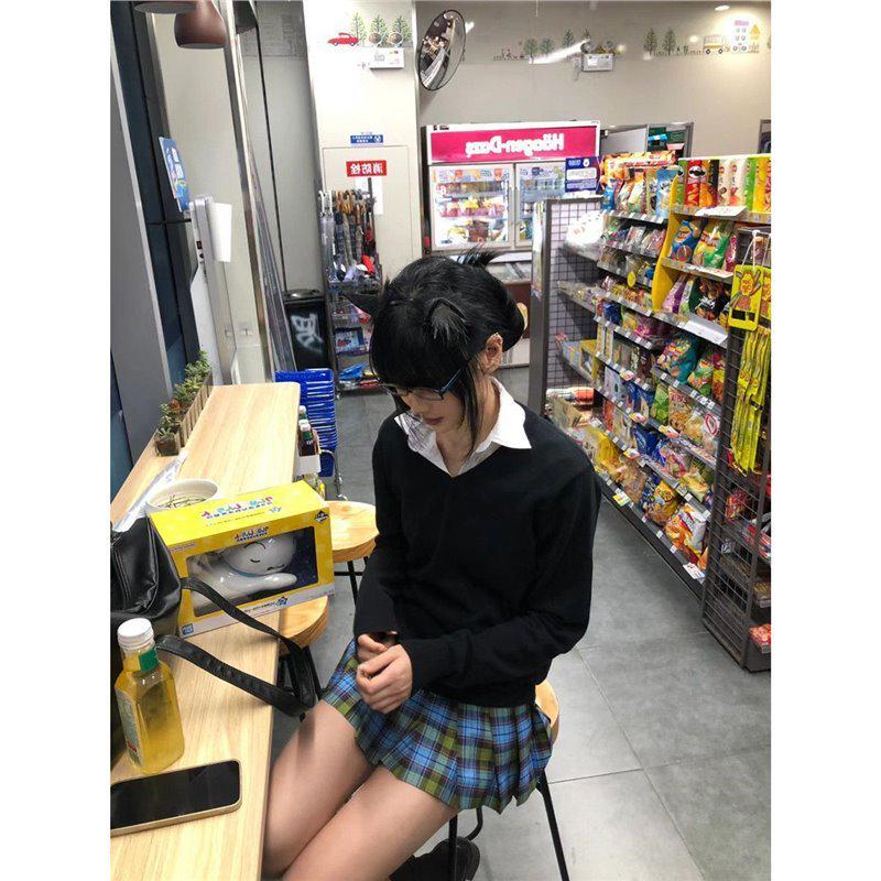 Preppy V-Neck JK Uniform Sweater Set: Autumn-Winter Long-Sleeve Versatile Outerwear for Girls