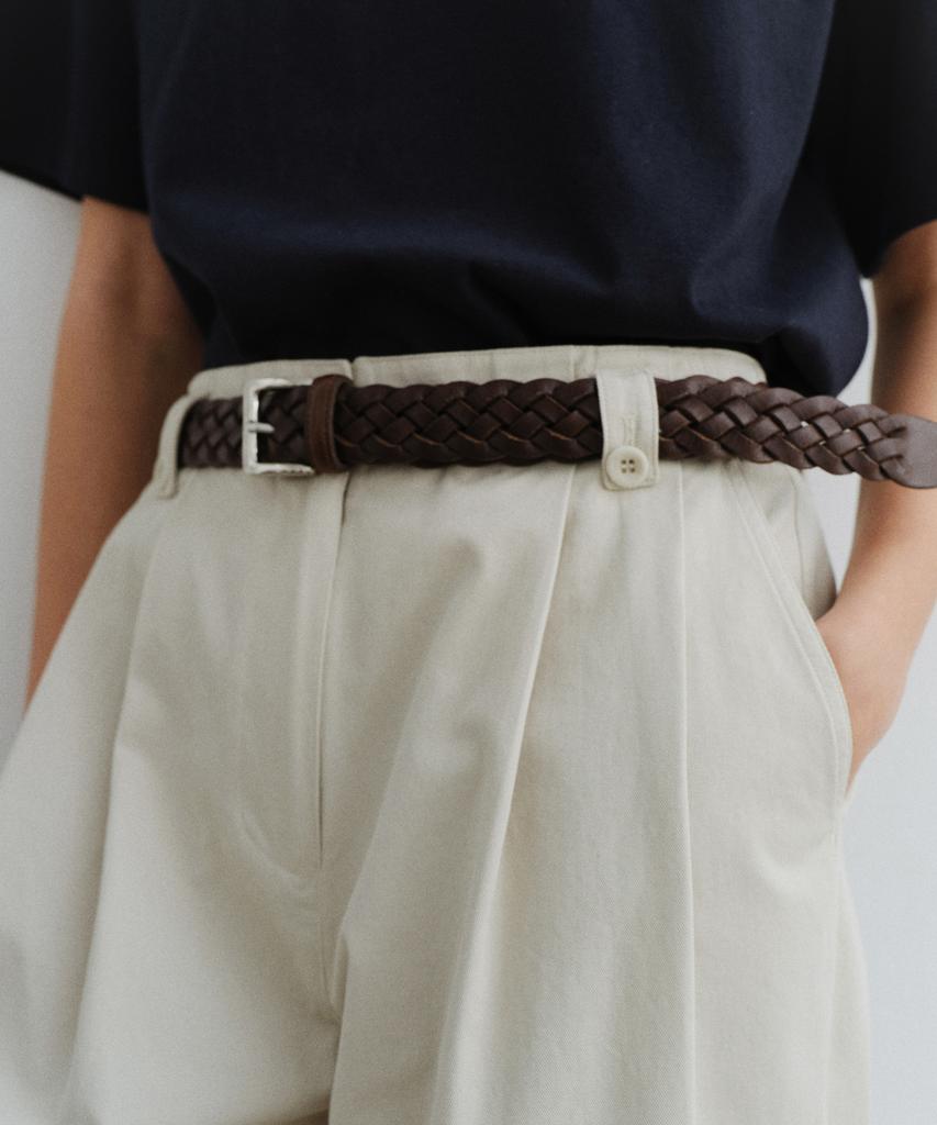 Yulago Button Two-Tuck Chino Pants