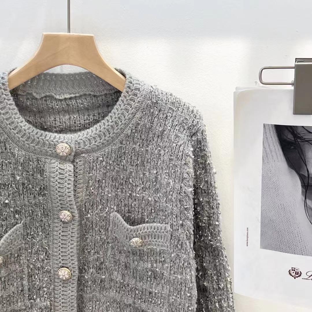 

Осень новый темперамент круглый вырез пуговица свободный повседневный универсальный короткий вязаный жакет женский one size fits all серый