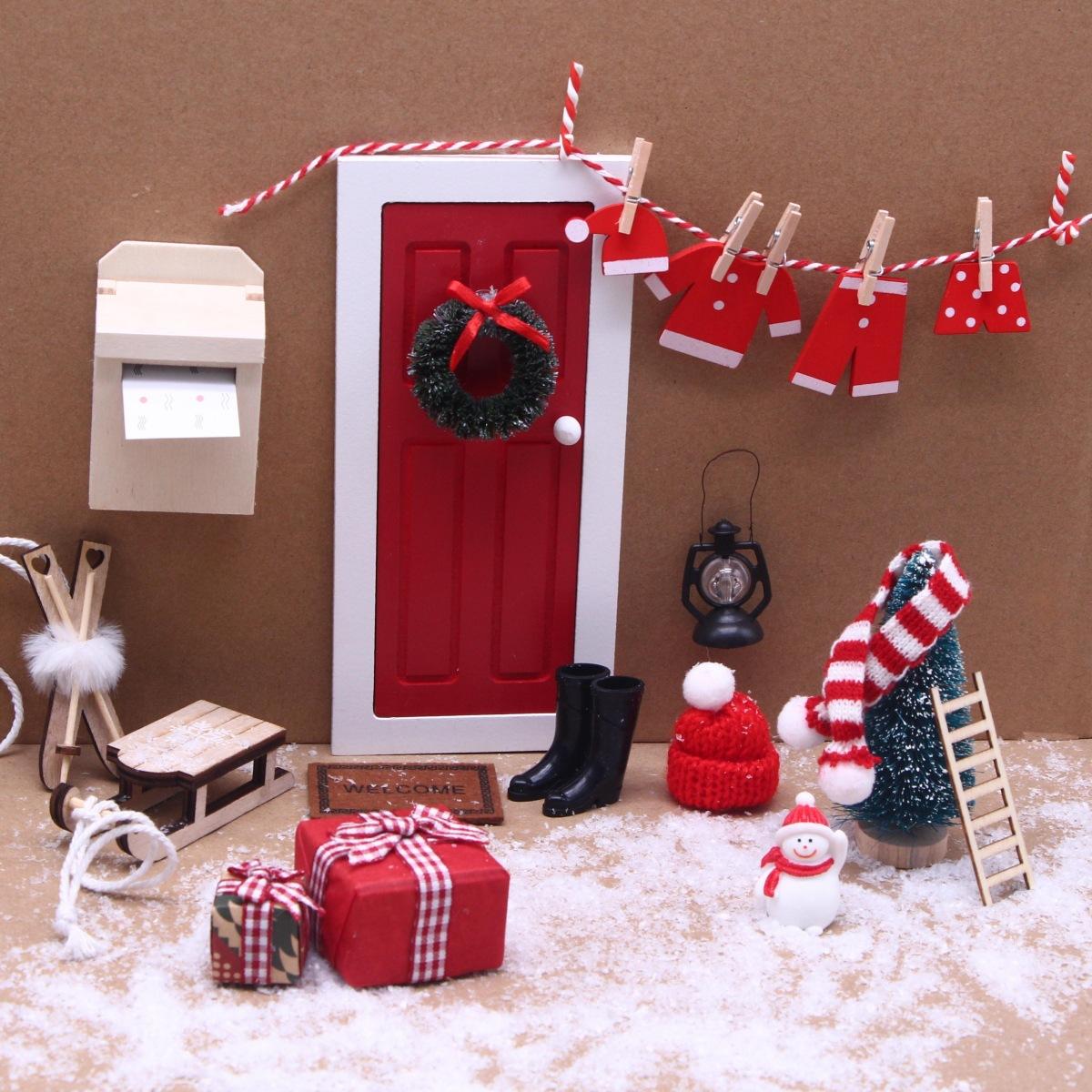 DollHouse Christmas Decorating Accessories Doll House Mini Christmas Set