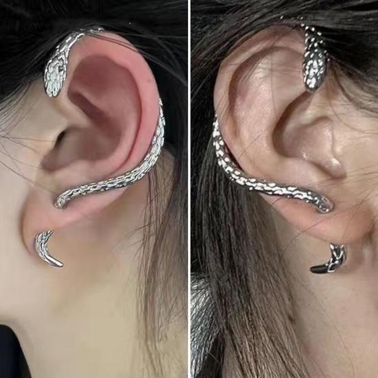 1/2 Stück Unisex-Ohrclip in Schlangenform, polierte Legierung, Retro-Hip-Hop-Stil, amerikanischer Stil, Straße, 3D-geschnitzte Schuppen, Ohrringe, Club-Party-Ohrschmuck