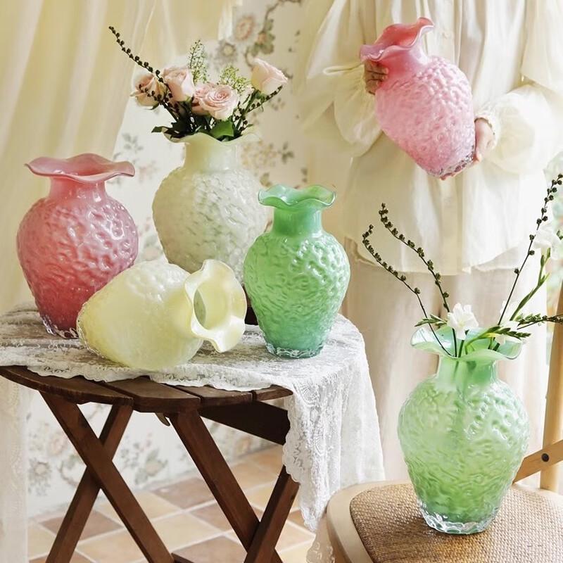 Vintage Cream Style Glass Flower Vase