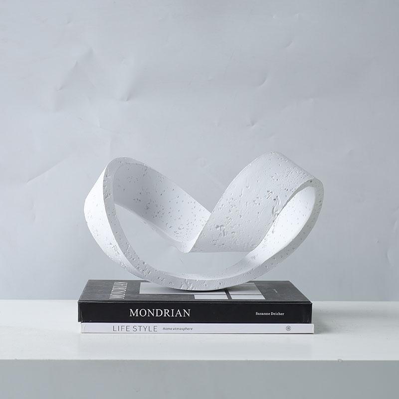 

Creative Twisted Knot Art Sculpture Desk Decoration Item Curved Twisted Metal Sculpture Abstract Craft Room Aesthetic Decor 30X16x17cm білий