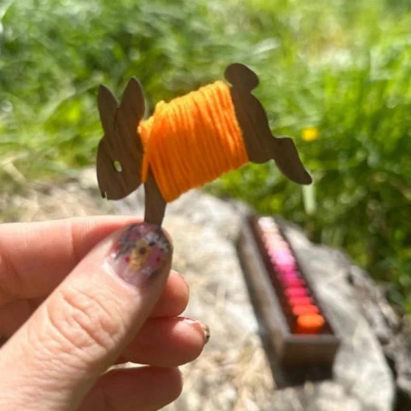 

Wooden Animal Bobbin Set Creative Wooden Embroidery Thread Storage Racks Portable Simple Yarn Spool Sewing Supplies Storage