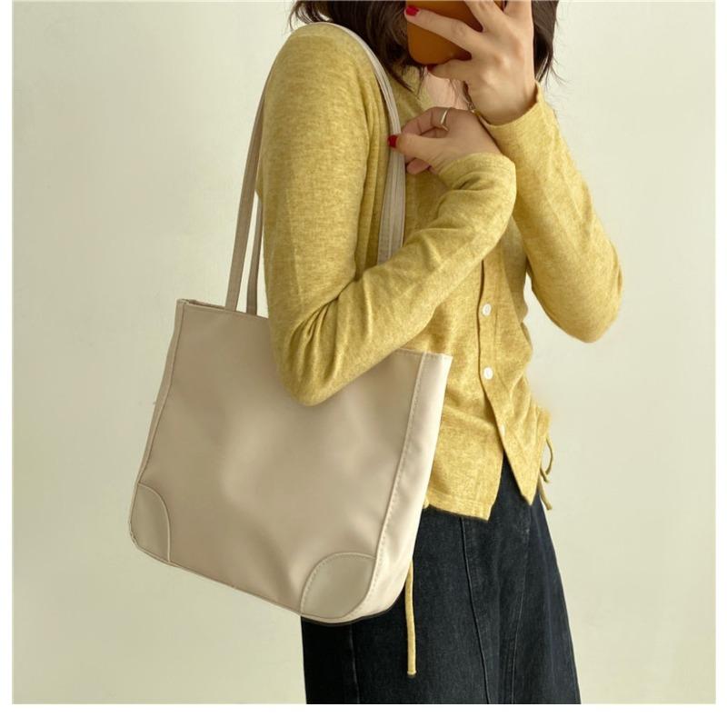

New lightweight waterproof Oxford cloth shoulder bag large capacity fashion simple commuter portable tote bag