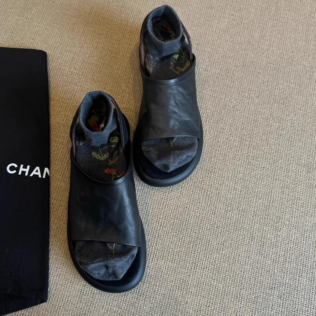 Rindslederversion~ Nischen-Retro-Plateau-Zehensandalen Damen Sommer neu hohl lässig bequem flachsohlig Römerschuhe