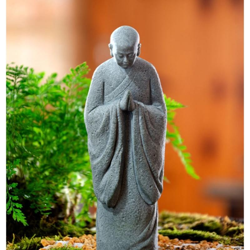 Praying Monk Statue Buddhas Statue Figurines Aquarium Decorations for Garden Outdoor Indoor Ornament Fish Tanks Decors