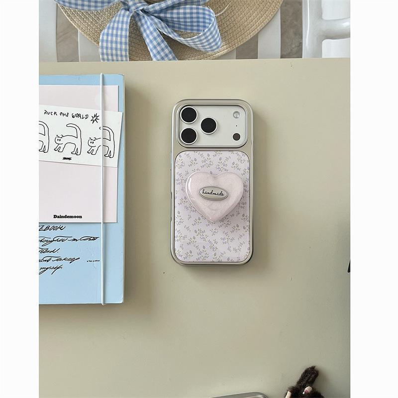 

Spring Fresh Floral Heart Case for iPhone 17/16 Pro Max/15/14 15 Pro Max