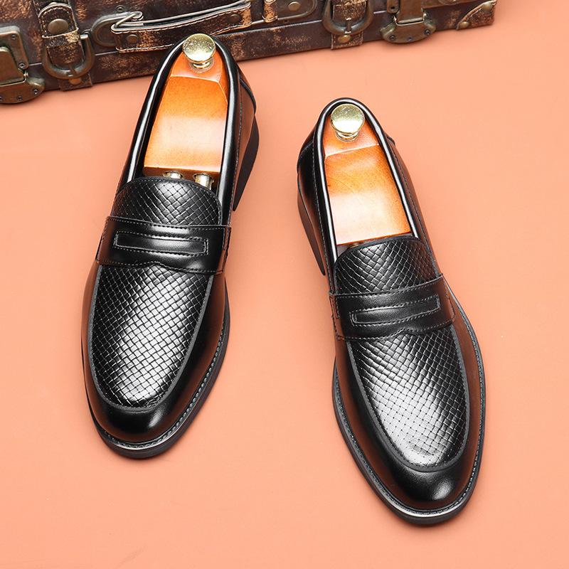 Britain Penny Loafter New Men's Pointed Woven Pattern Patent Leather Casual Dress Homecoming Shoes Male Formal Wedding Footwear
