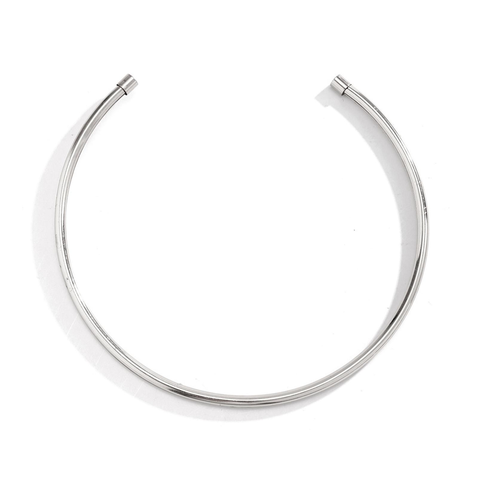 

Minimalist Necklace for Women Delicate Clavicle Chain Simple Design Unique Style Lightweight Accessory Adjustable Length Suitable for Daily Wear One Size білий