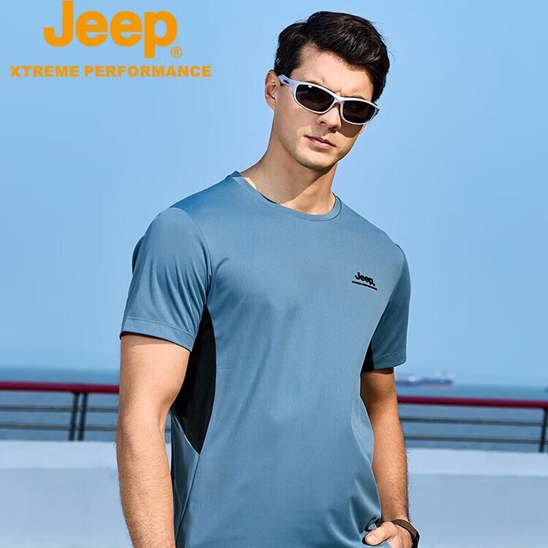 

Jeep Men s Lightweight Round Neck Short Sleeve T-Shirt M
