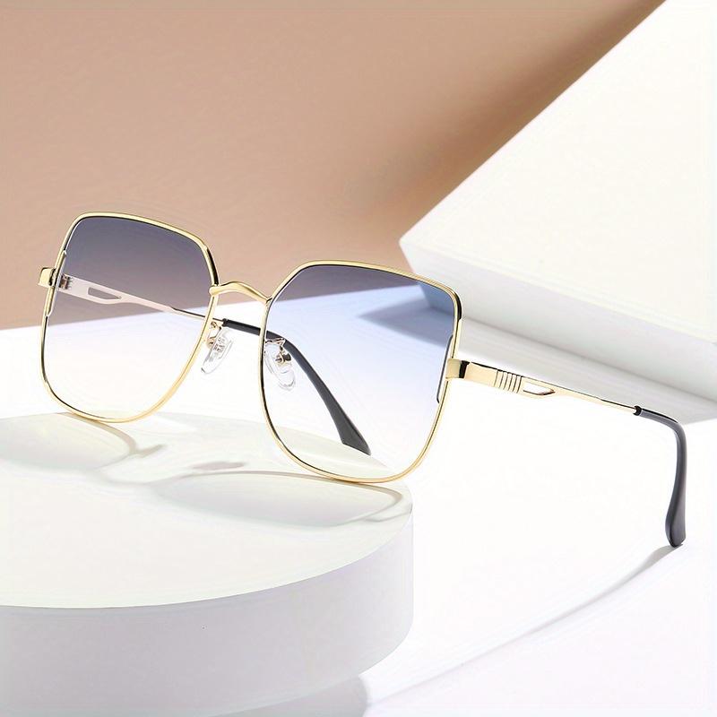 Chic Oversized Square Fashion Glasses with Golden Frame Fashion Eyewear, Mirrored Lens, Metal Frame, Eyeglass Case