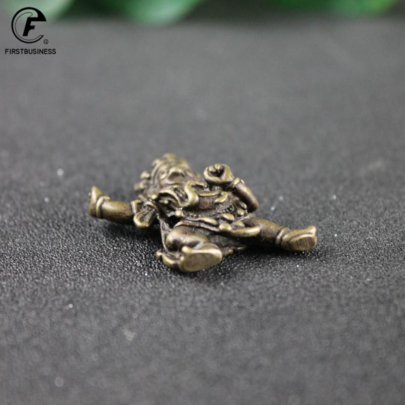 Antique Bronze Tibetan Mahakala Bodhisattva Statue Small Ornament Home Decoration Accessories Crafts Vintage Buddha Figurines