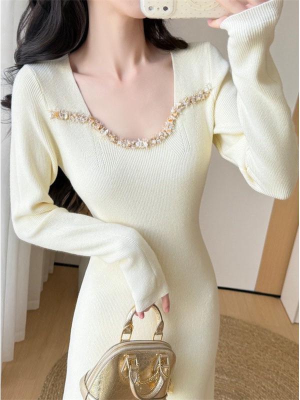 2026 Spring Elegant Slim Rhinestone Knit Dress In French Hepburn Style
