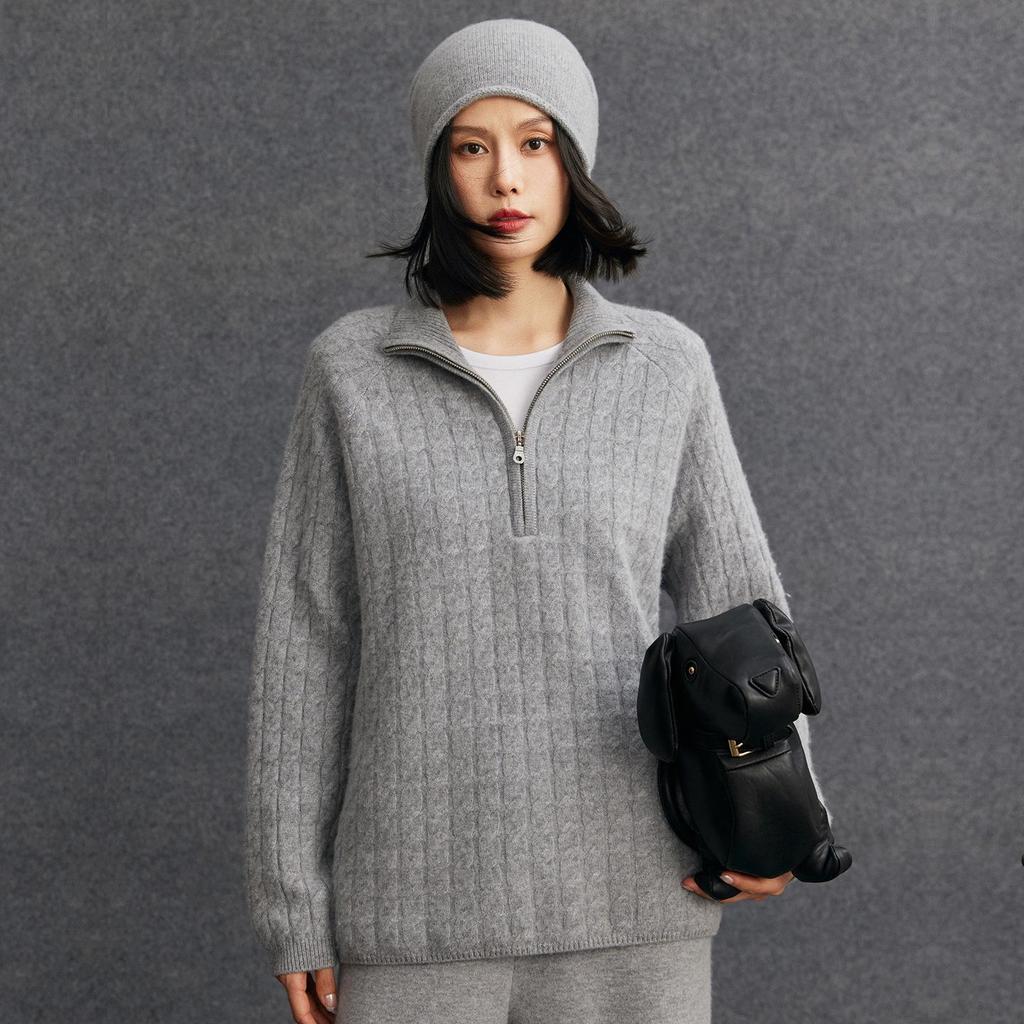 Soft Cashmere Women's Loose Half-Zip Pullover Knit Sweater - Autumn/Winter 2026 Collection