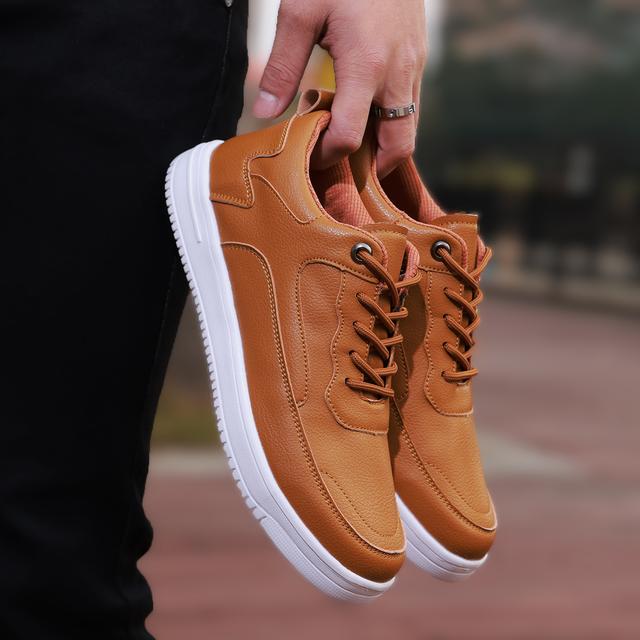 

Мужская обувь, новые модные кроссовки для мужчин, кожаная обувь, удобная легкая повседневная обувь для прогулок на открытом воздухе, размер плюс 46 46 коричневый