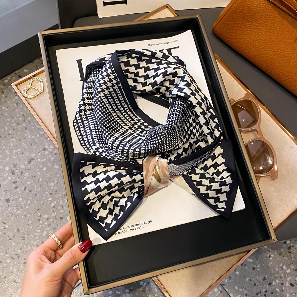Small long silk scarf, women's spring and autumn style, foreign style, fashionable new style, matching shirt, headband, mother's neck, scarf.