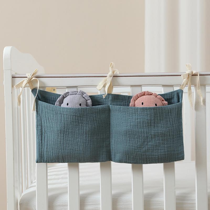 

Crib Hanging Storage Bag Pure Cotton Muslin Organizer For Nursery Bedside Diaper Wipes Baby Essentials Multi Pocket Organizer темно-зелений колір