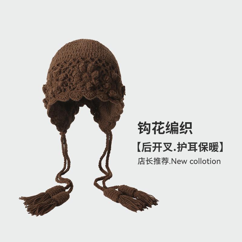 Beret women's autumn and winter handmade knitted wool hat double-layer warm and windproof retro niche stacked bag head cold hat