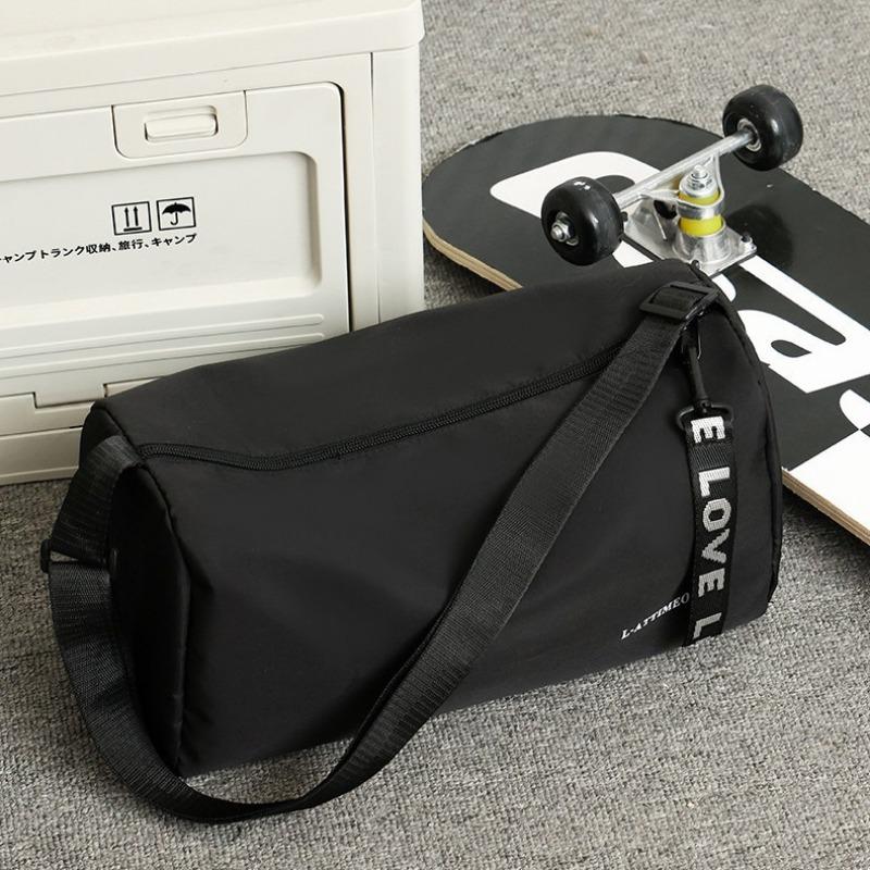 

Дорожная сумка, Мужская, Спортивная, Легкая, Для улицы, Сумка через плечо, Мужской стиль, Большая вместимость, Багажная сумка, Сумка на плечо 30*15*17CM чёрный