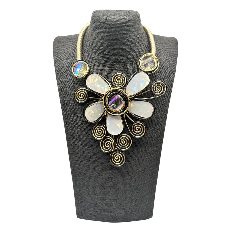 

2024 New African Flowers Aluminium Wire Necklace Earrings Set For Women Party Wedding Dress 45cm грязно-белый