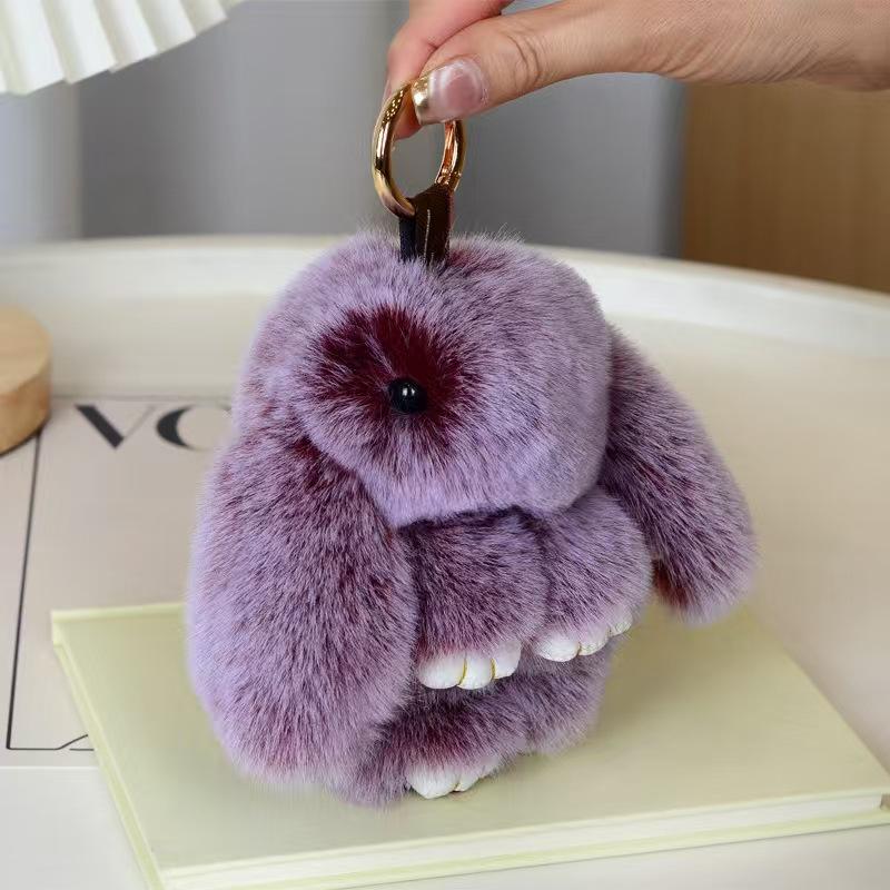 Imitation Otter Rabbit Fur Keychain: Cute Play Dead Rabbit Pendant for Bags & Phones