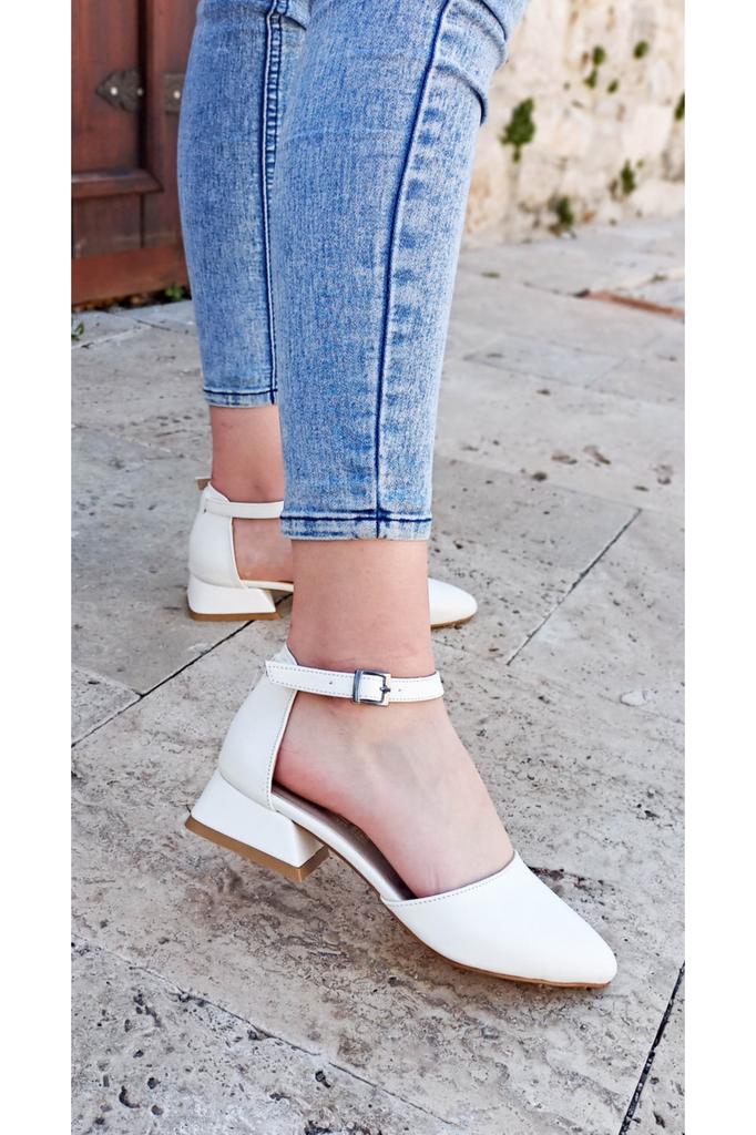 Women's Casual Sandals White Ankle Strap Thick Heeled Summer Shoes 