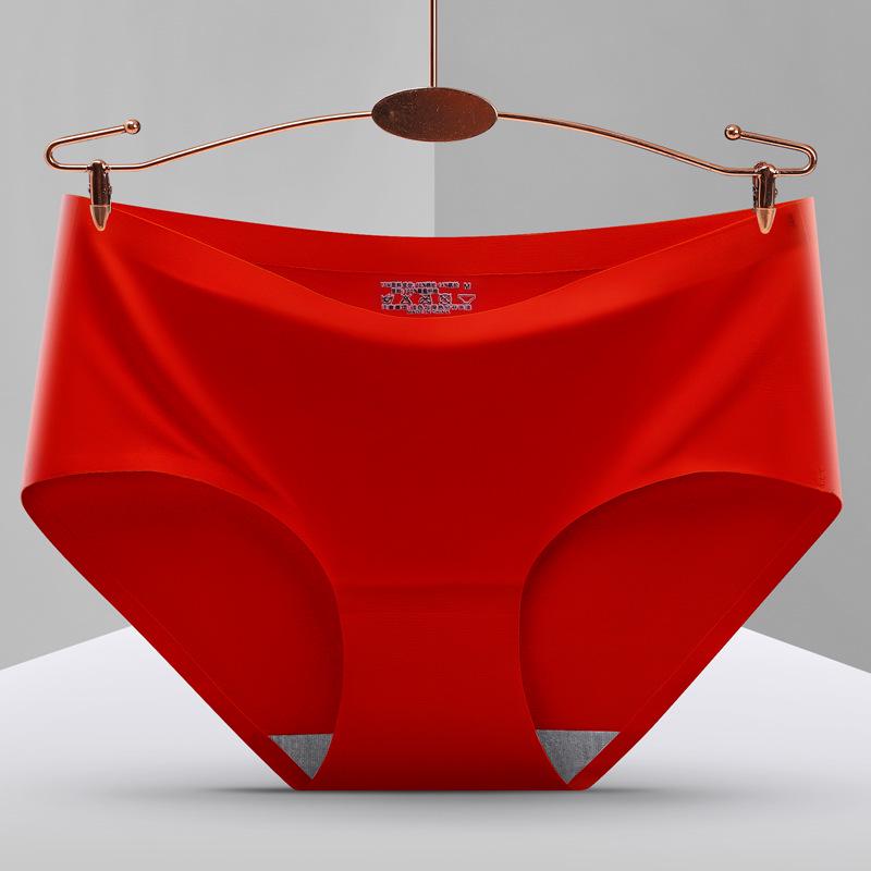 Breathable Seamless Ice Silk Mid-Waist Briefs for Women - Solid Color, Sexy, Large Size