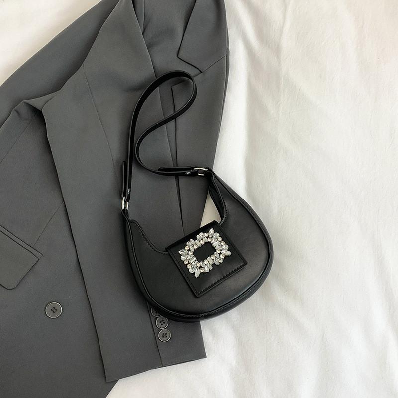 Trendy Street Style Medium Size Crescent Bag With Unique Design And Soft Texture чёрный