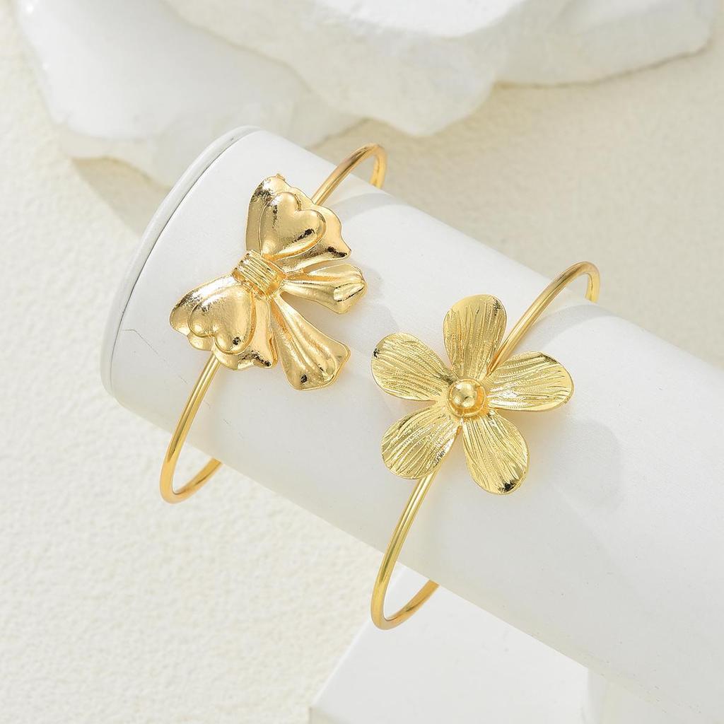 iF ME 2pcs Gold Color Flower Bowknot Open Cuff Bangle Set For Women European & American Minimalistic Elegant Design Bracelet Jewelry