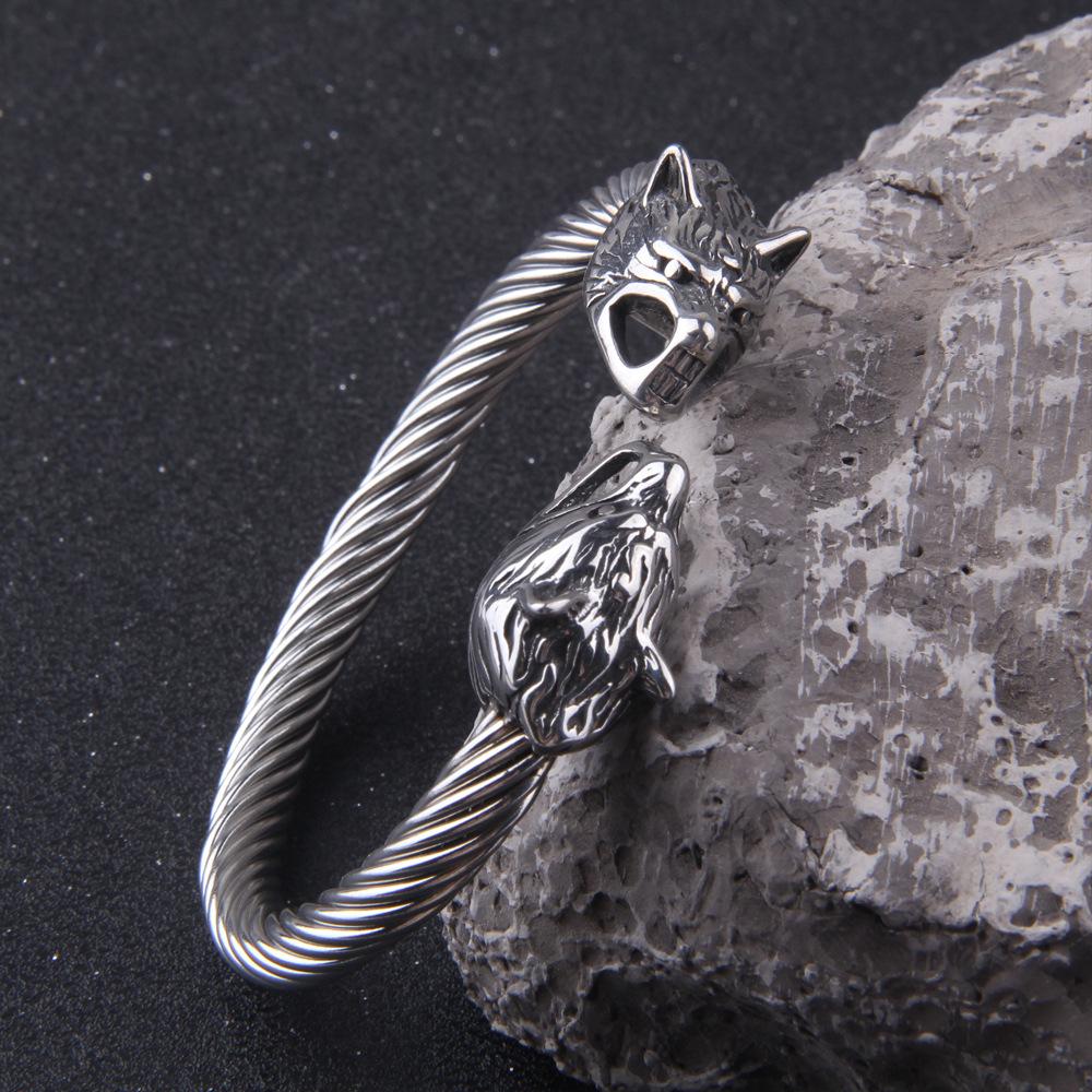 European and American Men's Titanium Steel Bracelet Nordic Viking Wolf Retro Stainless Steel Bracelet Men's Simple Open Bracelet Jewelry Accessories