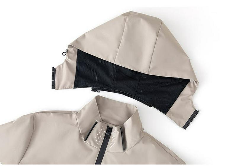 Unisex Trendy 3-in-1 Outdoor Jacket: Detachable Hood, Windproof & Waterproof, Ideal for Mountaineering.