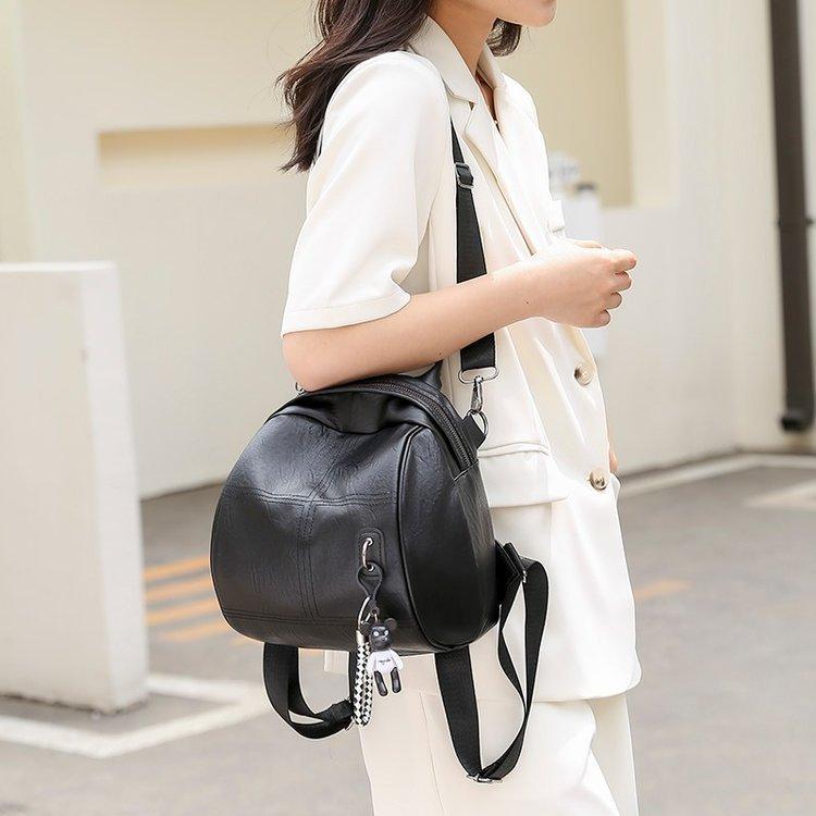 Женские однотонные простые маленькие рюкзаки темпераментные компактные сумки через плечо из искусственной кожи 2000₽