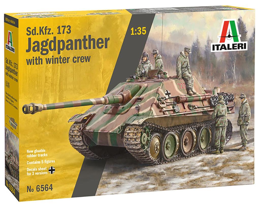 PLATZ Italeri WWII German Jagdpanther Winter Gear Tank Crew Plastic Model Kit IT6564 1/35 Sd.Kfz.173 (5 Figures) (Tank)