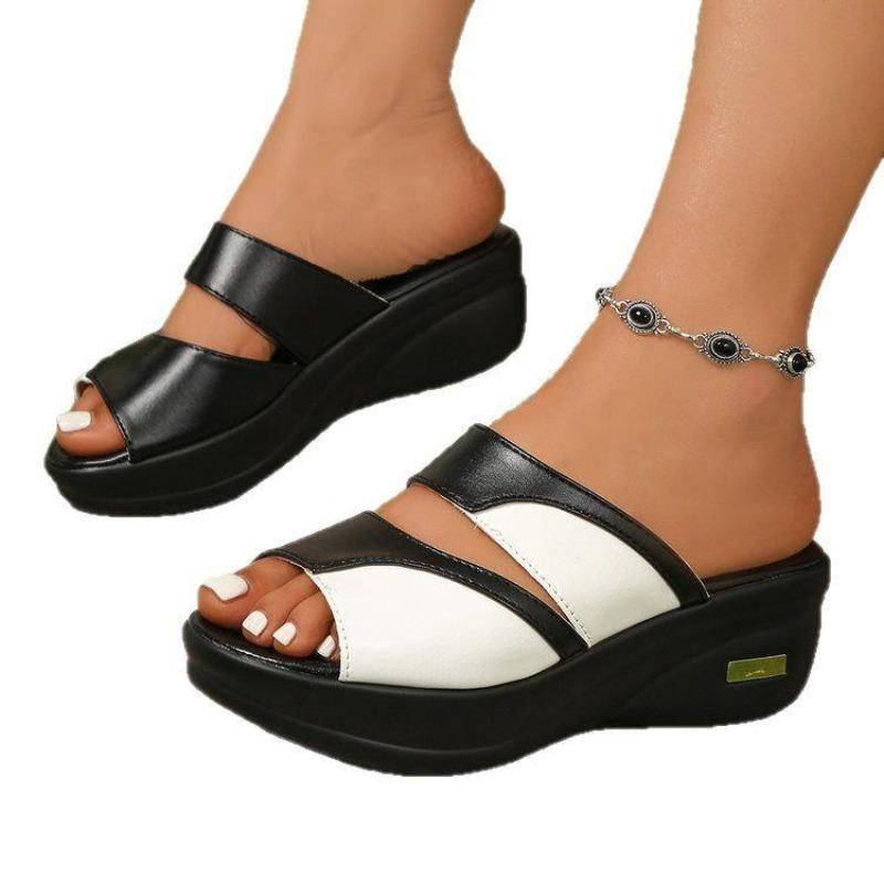 Large Size Wedge Slippers For Women'S Summer With Light Outer Sandals For Women