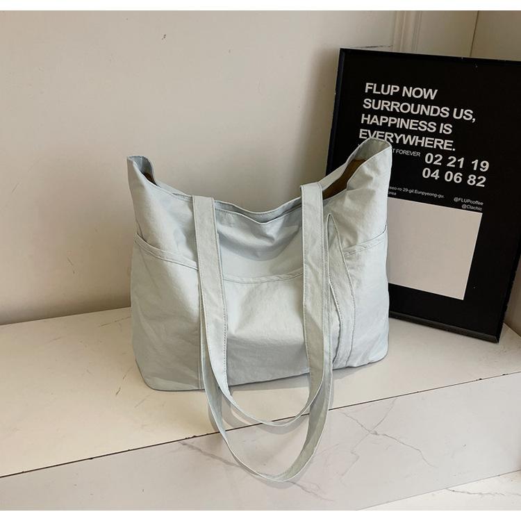 

2025 новая женская сумка большая вместительность на плечо тканевая сумка легкая для путешествий дорожная для поездок на работу и отдыха сумка-тоут светло-синий