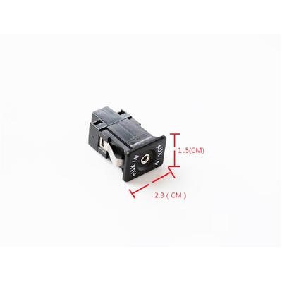 Accessori elettronici per auto – Cavi auto, adattatori e prese