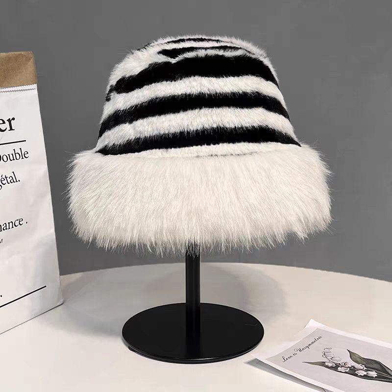 Women's Hat New Striped Plush Thickened Warm Hat Winter Casual Fashion Fisherman Hat Bucket Hat Women's