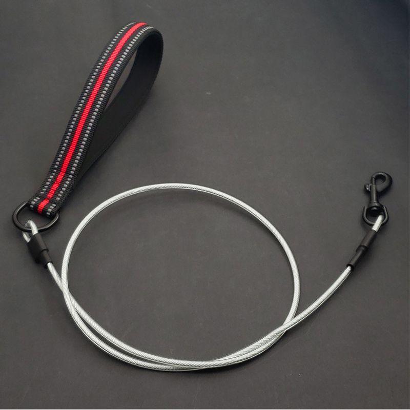 

Steel Wire Anti-Bite Large, Medium and Small Dogs Border Collie Dog Leash 2.1 m long-single dog leash (without collar) Red
