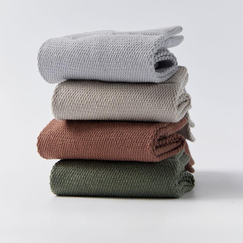 Geruchshemmende, antibakterielle und desodorierende schweißabsorbierende Herren-Mittelrohrsocken aus reiner Baumwolle für Sommer, Business-Casual-Sport-Socken, Frühlings- und Herbststile