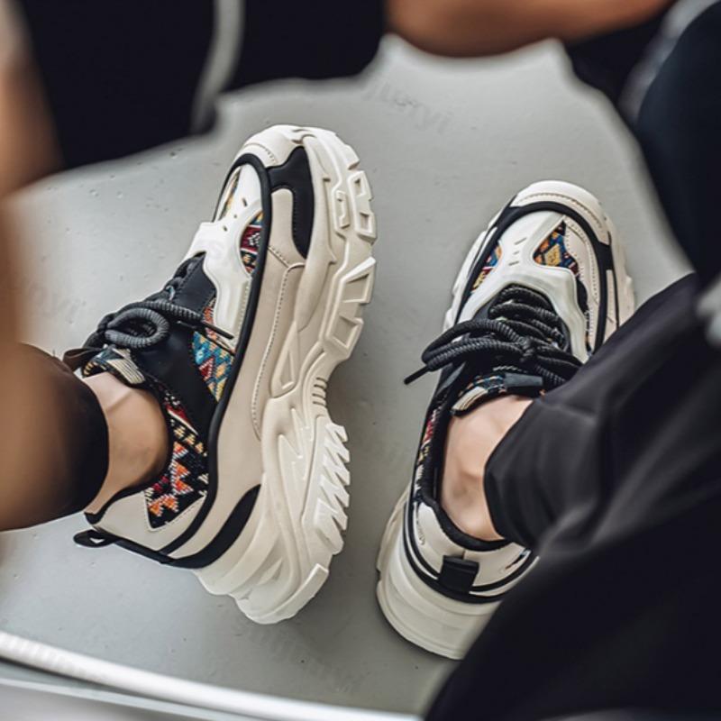 Fashion Niche Design Men's Low Top Thick Soled Casual Shoes 2025 Autumn New Fashion Trend Versatile Comfortable Non Slip Chunky sneakers
